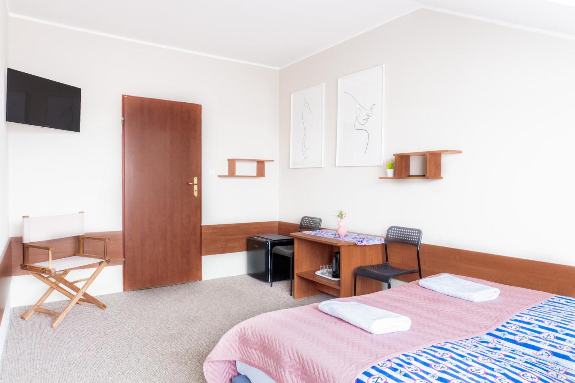 Pokoje Goscinne Raf-Tur - Sala Zabaw, Grill - Idealny Dla Rodzin Z Dziecmi Ostrowo  Exteriör bild
